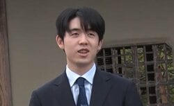  『鬼は聡太～！永瀬は鬼軍曹～？』藤井聡太王将と永瀬拓矢九段が節分の“豆まき” シュールすぎる一部始終が話題