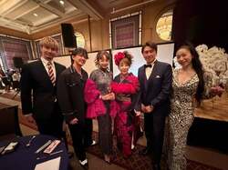  川崎麻世、たかの友梨の誕生日会で豪華集合ショットを公開「素晴らしいパーティーでした」 