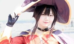 "Taking Photos Without the Hat Was Unexpected (LOL)" - Turning a Mishap into Charm with Megumin Cosplay from 'KonoSuba'