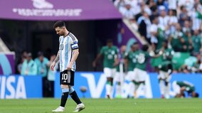 5分間の悲劇…アルゼンチンがまさかの黒星スタート メッシのPK弾で先制も後半に逆転許して無敗記録は36でストップ