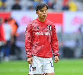 英紙がW杯出場国のユニホームランキングで日本代表を１位に選出！「多くの人が失敗してきたデザインを打ち破った」と絶賛