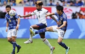 先制ゴールの鎌田大地「もう少し早めに2点目を取れれば」と反省もゴールに喜び「日本代表でのゴールは格別」