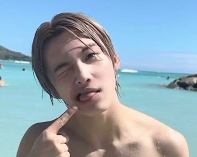 【写真・画像】姉は有名インフルエンサー！モテモテのイケメン17歳、赤裸々な恋事情を明かす「2人のうち決められなくて…」　1枚目