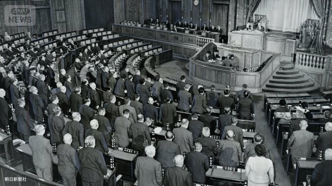 赤字国債発行のための「財特法」を可決（参議院本会議、1966年1月18日）