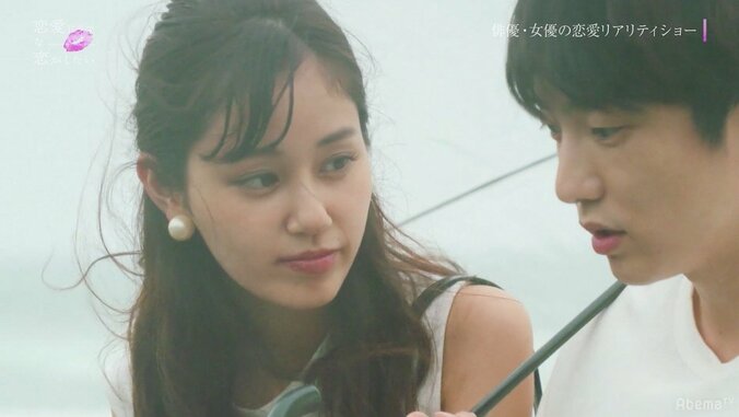 中間告白で１人の男子に人気が集中！モテる理由はミステリアスさ？『恋愛ドラマな恋がしたい』第6話 4枚目