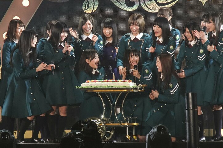 「なんでもなかった４月６日が、特別な４月６日になりました」欅坂46、全26曲披露のデビュー1周年ライブを開催 1枚目