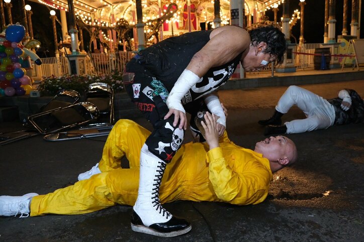 クロちゃん、爆破バットの餌食「お前は邪道じゃない。汚いだけの男」大仁田への暴言がアダに…