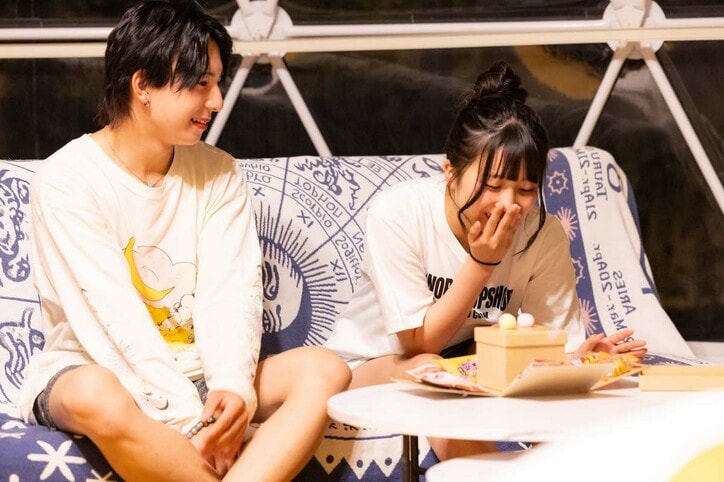 TWICEモモ似の女子高生、男子2人からのラブレターにドキドキ