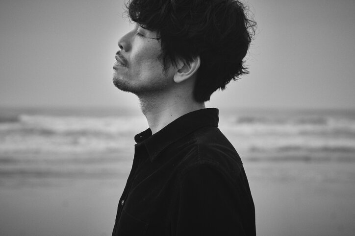 「INFORMA」×「ザ・ファブル」の特別コラボが実現！シンガーソングライター・ケイスケサカモト「ルリモハリモ」のスペシャルMV公開