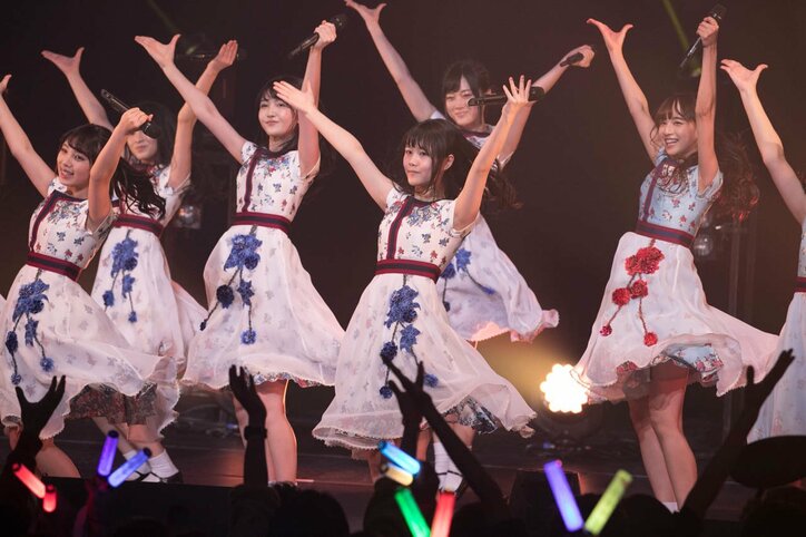 乃木坂46・3期生、”元気過ぎる”学生イベントに登場 大トリ務め10曲披露
