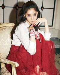 新木優子、ガラッと雰囲気違う“Diorコーデ”披露 「綺麗すぎて…」「美しさの極み」と称賛の声