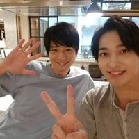 「カッコ良すぎて目眩が」横浜流星＆向井理の“イケメン過ぎる”2ショットにファン歓喜