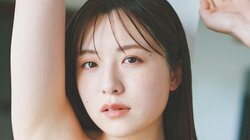 グラドル・西野夢菜、“マシュマロボディ”引っさげ『週プレ』登場 変形水着でポテンシャル解放