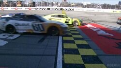 サーキット総立ち！ 188周レースで異例の0.056秒差…“写真判定級”劇的決着に「あと1周あったら…」熱狂やまず