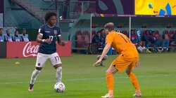 「ナメとんのか！」イライラMAXの“超絶”フェイント 踊って、跨いで、手招き挑発に「やっばいw」「ダンシング」視聴者興奮