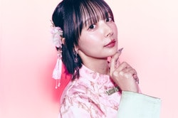 「承認欲求がなくなってから、逆に売れるようになった」岡田紗佳が語る自然体キャリア論と、歌手デビューの舞台裏