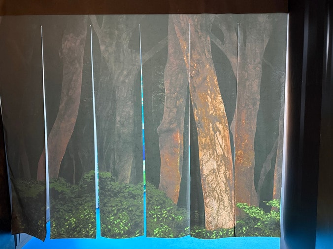 【写真・画像】TVアニメ「光が死んだ夏」展レポート　3枚目