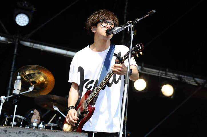 ゲスの極み乙女。、サカナ、THE BAWDIESらにオーディエンス歓喜 ライブ写真とセットリストを公開【メトロック2016 東京開催day1】