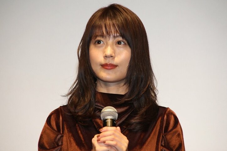 有村架純、親の厳格なしつけを明かす「食事は正座しないと怒られる」