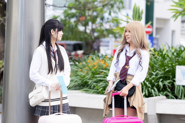 可愛すぎる高3女子の制服姿に絶賛の声「恋愛映画の主人公感すごい」「透明感がある」