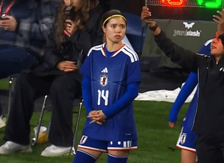 79分から途中出場の長谷川唯が存在感