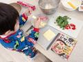  辻希美、三男と生地から作った料理「少しでも楽しむように」 
