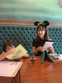 川崎希『ファンタジースプリングスレストラン♡』