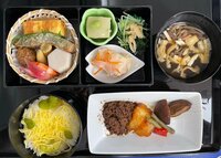 假屋崎省吾『引き続き福岡発ANAプレミアムの夕飯機内食が優れもの‼️』
