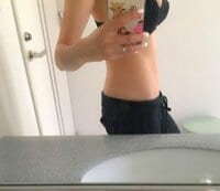 hitomi　産後5ヶ月の体重＆美くびれ披露、体づくりのこだわりも