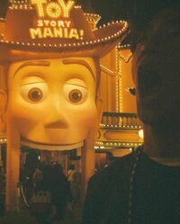 『恋ステ』サーファー男子・さむ、姉たちと人生初ディズニーシーへ「お姉ちゃんも美人」と驚きの声