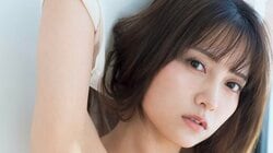 桃月なしこ、初々しさに“大人の眼差し”が共鳴する多彩な表現力 『FLASH』表紙＆巻頭グラビア登場
