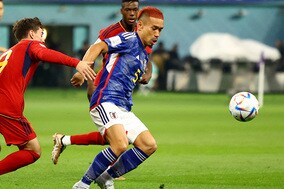 【W杯】長友佑都、大論争“神アシスト”の決定的瞬間で発信「まさかの…」「ブラボーすぎる」