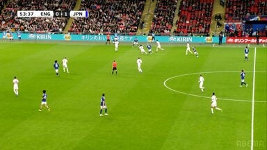 「アジアのバルサだ」日本代表、7人連動の“極上ティキタカ”に海外ファン驚愕！イングランド翻弄に「まるでクラブチーム」「すべての国が羨む」