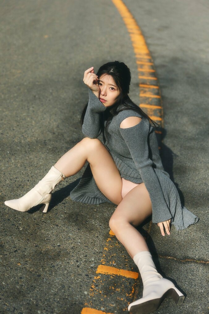 【写真・画像】山田かなが魅せる妖艶プロポーション SPA！デジタル写真集から誌面カット　1枚目