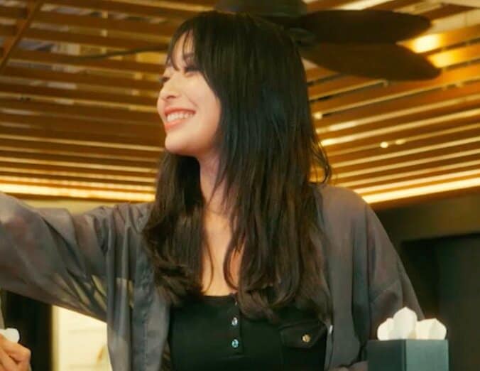 【写真・画像】「女の顔してる」出会う男性全員が好きになる27歳美女、彼氏にウキウキ　1枚目