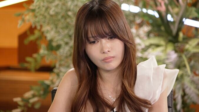 【映像】美人すぎるポーカープロ、絶妙テクと“一瞬の微笑み”