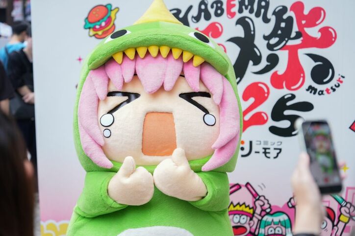 【写真・画像】渋谷の街に全11キャラクターが降臨！「ABEMAアニメ祭」キャラクターグリーティング＆シネマ上映レポート　3枚目