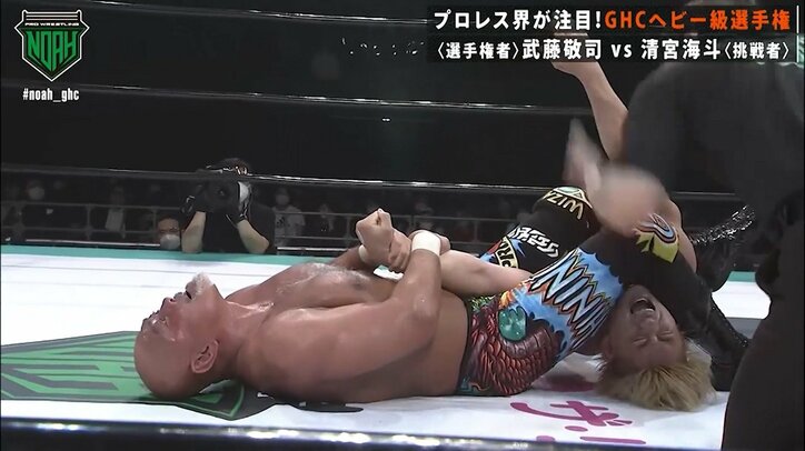 あれから22年後…58歳・武藤が“味がある雪崩式フランケン”！ 王座初防衛に見えた清宮との“引き出し”の差