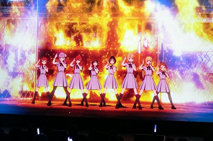 秋元康プロデュース22/7、ライブで号泣の嵐「勇気を出してオーディション受けてよかった…」