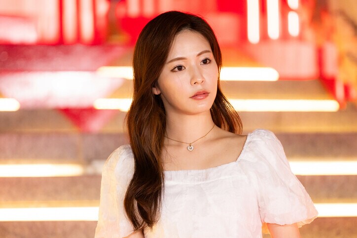 目の前で親友と好きな人が告白成立し呆然…残酷すぎる結果にスタジオも騒然