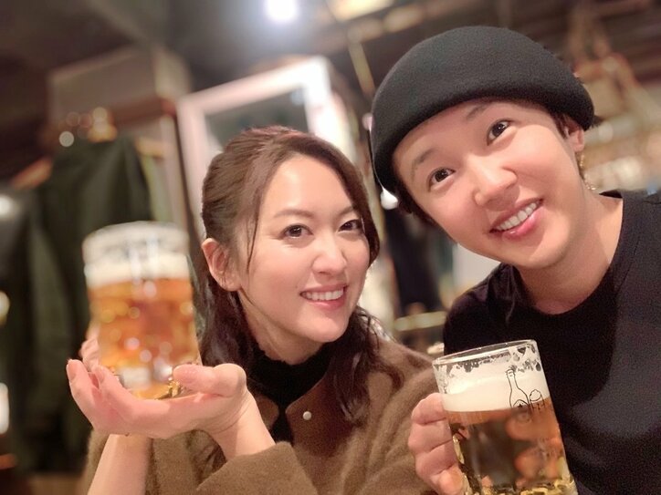 金子貴俊 仕事終わりに妻と誕生日ディナーへ 素敵な時間が過ごせました 話題 Abema Times