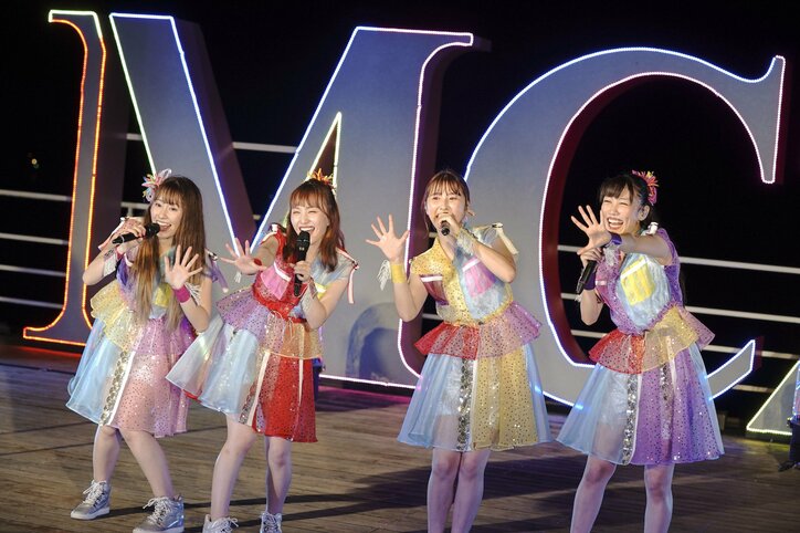 ももいろクローバーZが梅雨明けの野外で夏全開のパフォーマンスを披露 「#ももクロと最高の夏」Twitter日本トレンド1位を獲得!