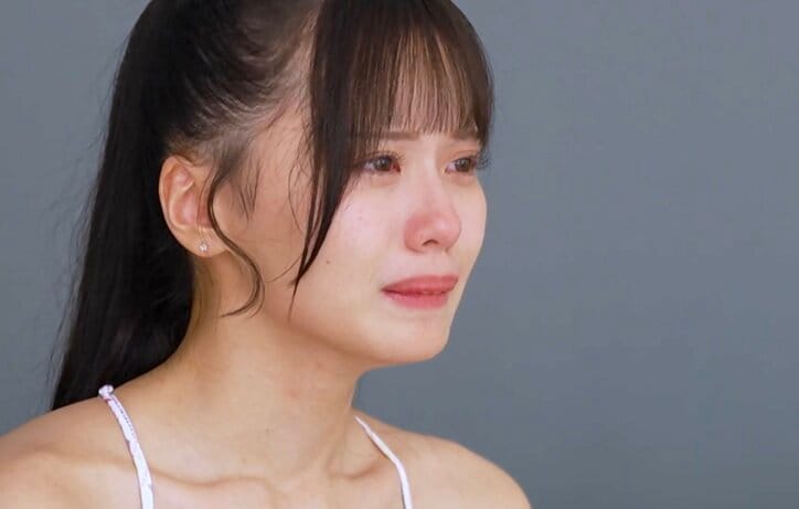 【写真・画像】デビュー2年目・20歳のセクシー女優が号泣「友達も少ないから…」恋のライバルとなった同僚との関係に悩み　1枚目