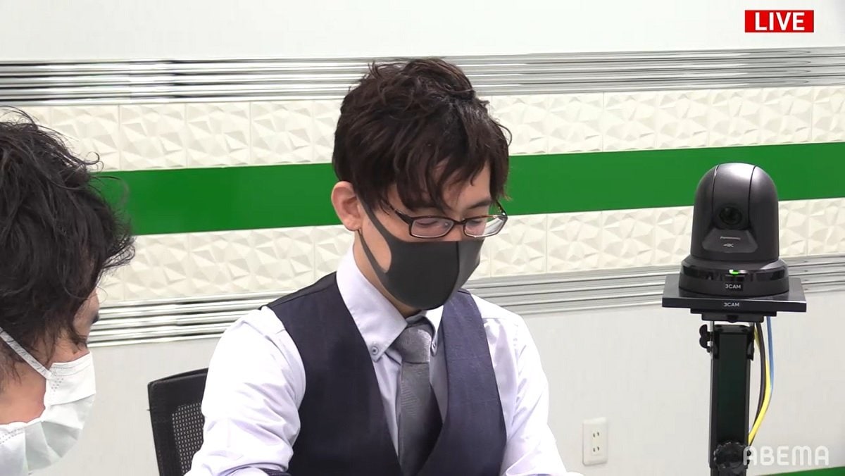 渋川難波が1日目に卓内トップ 栄冠に向けて好スタート 麻雀 雀王決定戦 2021年10月25日 Biglobeニュース