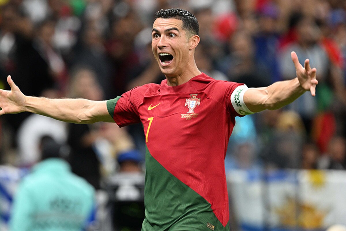 W杯 C ロナウド恋人 紙幣デザインの奇抜ドレスに英注目 ファン賛否 これは酷い ゴージャス Football Zone Fifa ワールドカップ 22 完全ガイド By Abema