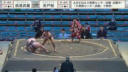 20歳の序二段力士、一瞬の“妙技”で74キロ差対決を制する 「おぉ！」館内歓声