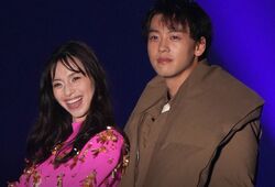 竹内涼真、TGCにサプライズ出演！体を寄せ合い中条あやみと投げキッスも！黄色い歓声鳴りやまず「破壊力エグ！」「めっちゃ豪華」