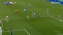 「全部うめぇ」三笘薫不在のチームで“ドリブルキング”が躍動！若きブラジル代表がパーフェクトドリブルで6人がかりの守備をこじ開けた瞬間