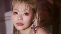 “ギャル芸人”エルフ荒川、初フォトエッセイが6月18日発売 アゲーな半生＆奇跡の美ギャルショット解禁