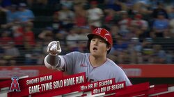 大谷翔平、140メートル特大弾を「ワンハンド＆素手キャッチ」の衝撃シーン！ 男性ファンの離れ業に場内騒然